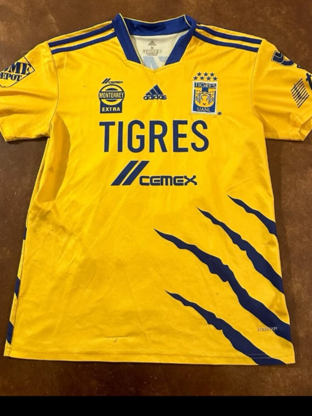 Adidas Tigres UANL home Jersey Size Men’s Medium